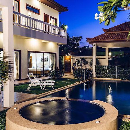 Avoca Pool Villas Паттайя Экстерьер фото